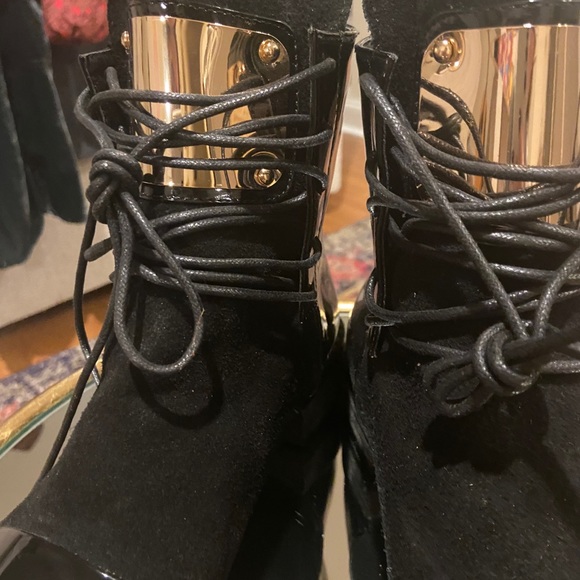 Gold Cuff Moto Booties - Picture 3 of 5